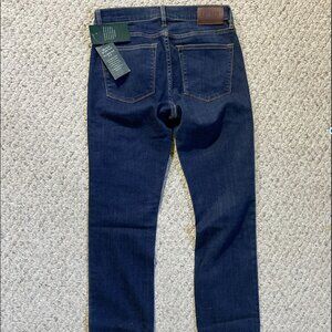NEW Lauren Ralph Lauren Classic Straight Jean US 2